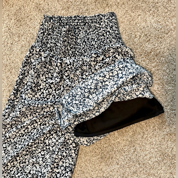 Floral Wide-Leg Pants - Picture 5 of 5